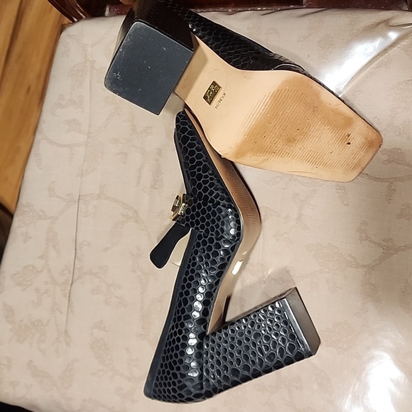 Louise etcie heels size 8.5 used but run smaller - Picture 5 of 10